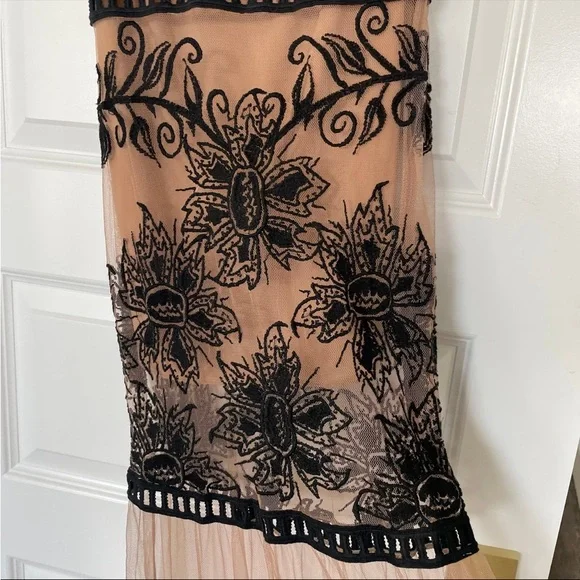 For love and lemons black desert maxi dress - Picture 5 of 9